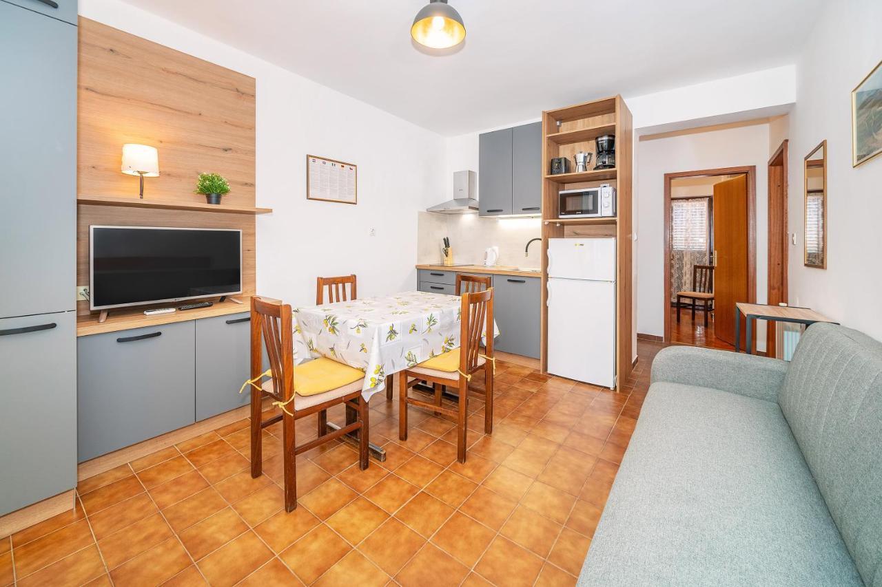 Jurandvor Apartmani Ana Juranic מראה חיצוני תמונה